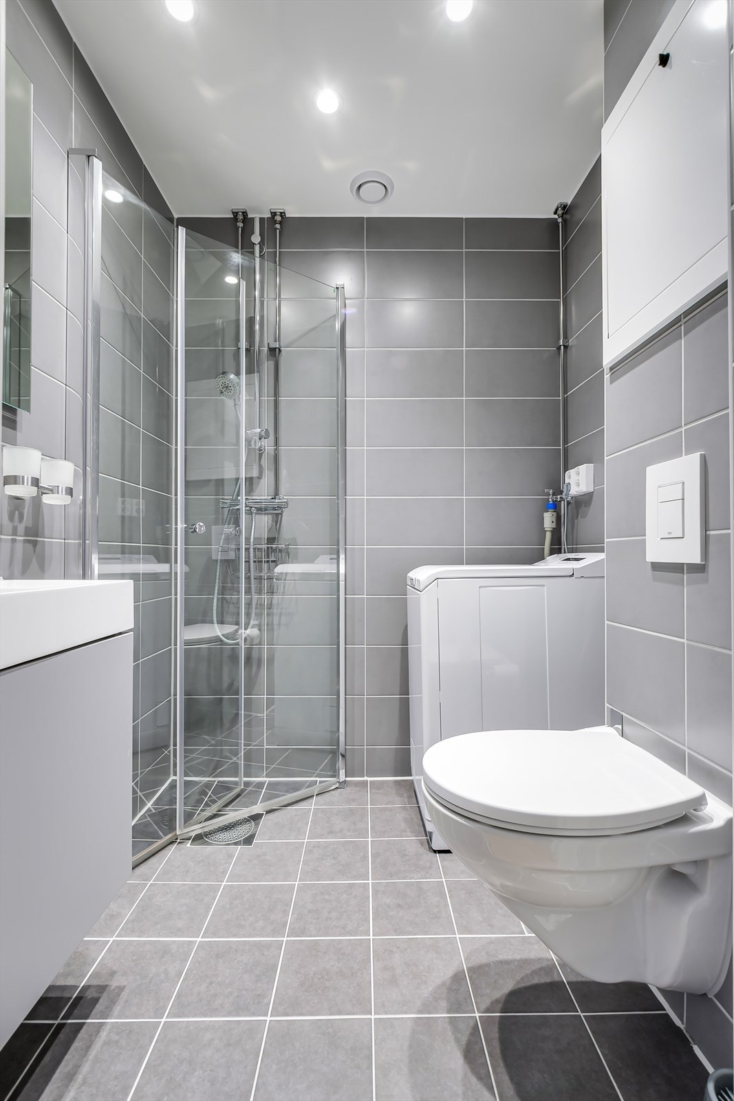 Lekkert bad renovert i regi av sameie i 2022. Galleribilde