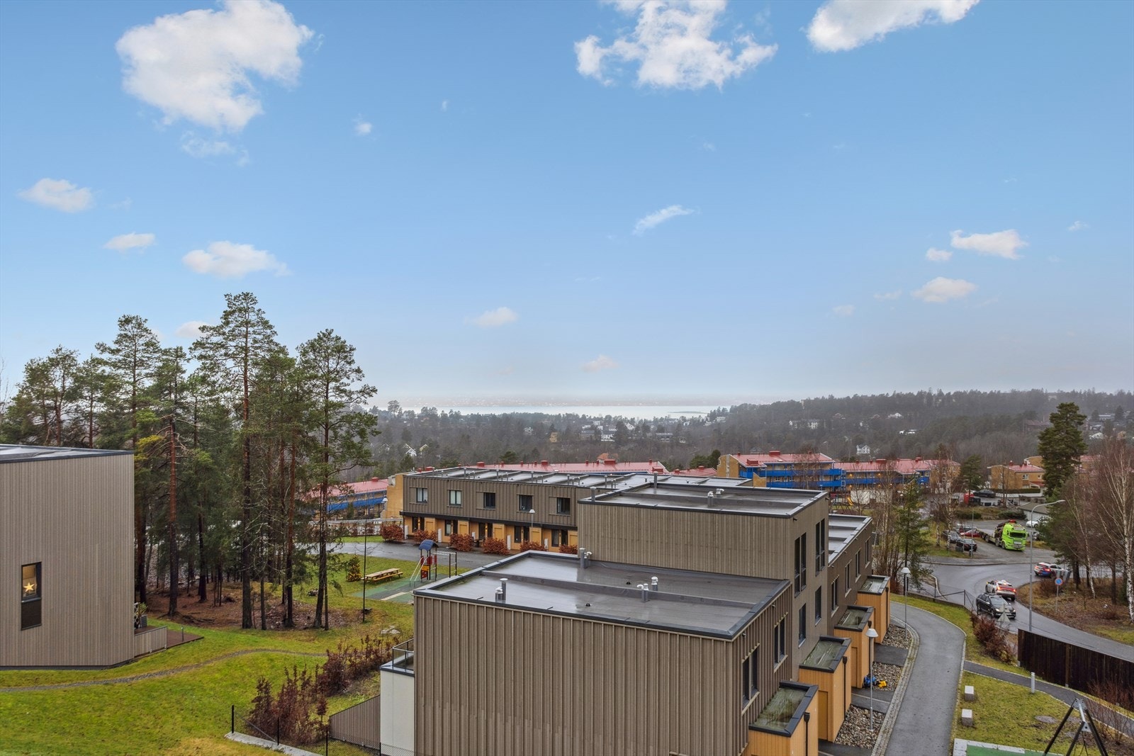 Utsikt fra balkong i andre etasje. Galleribilde