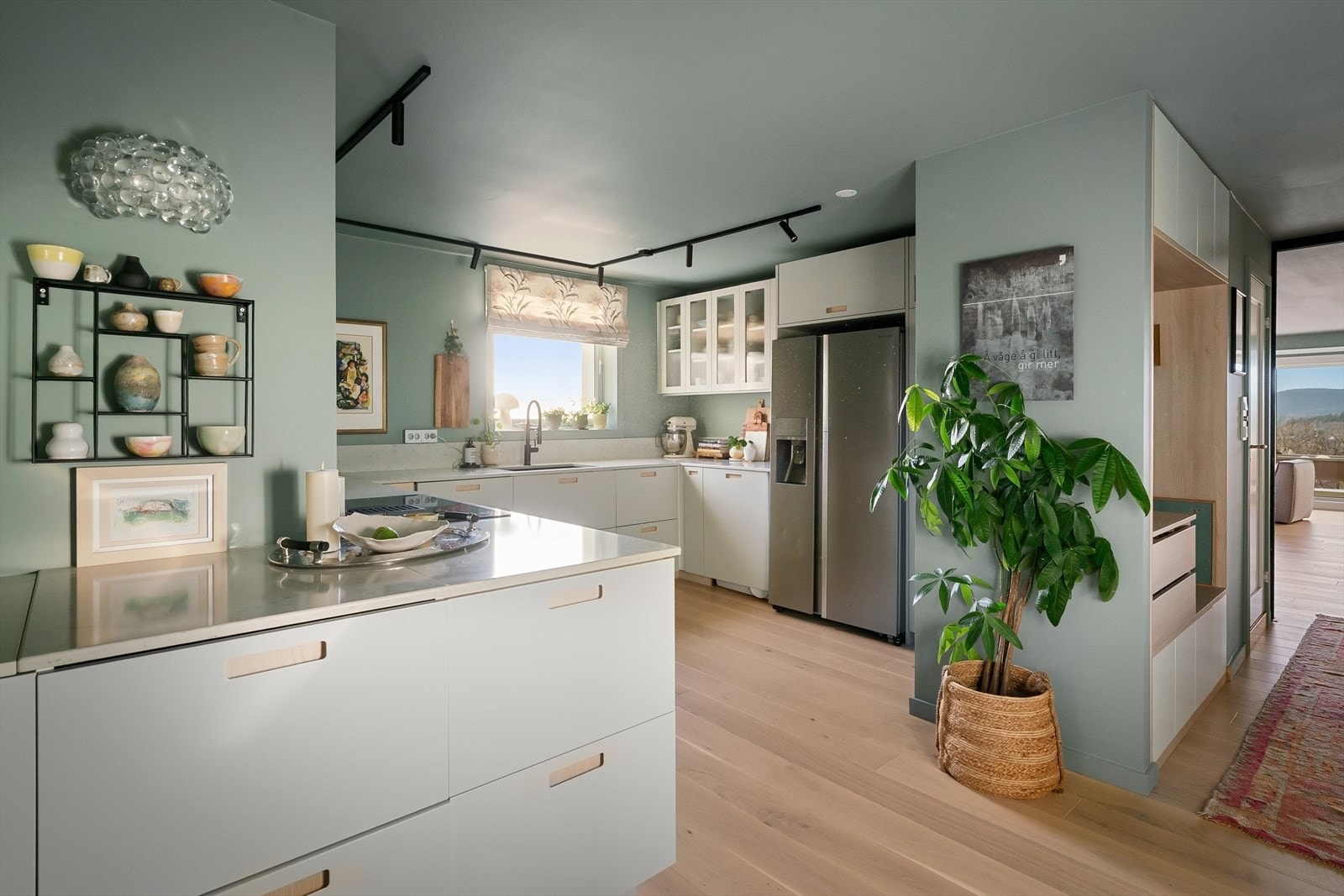 Lekkert kjøkken fra 2021 Galleribilde