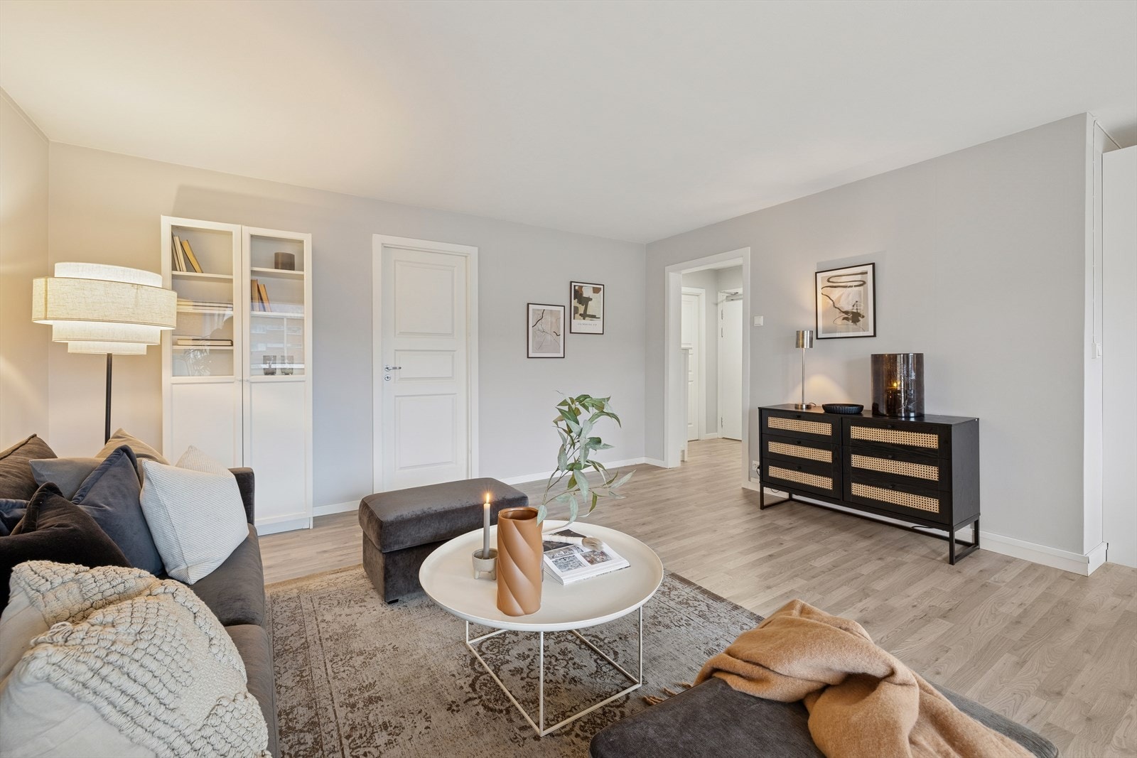 Her er det plass til en hærlig sofagruppe med TV-løsning. Galleribilde