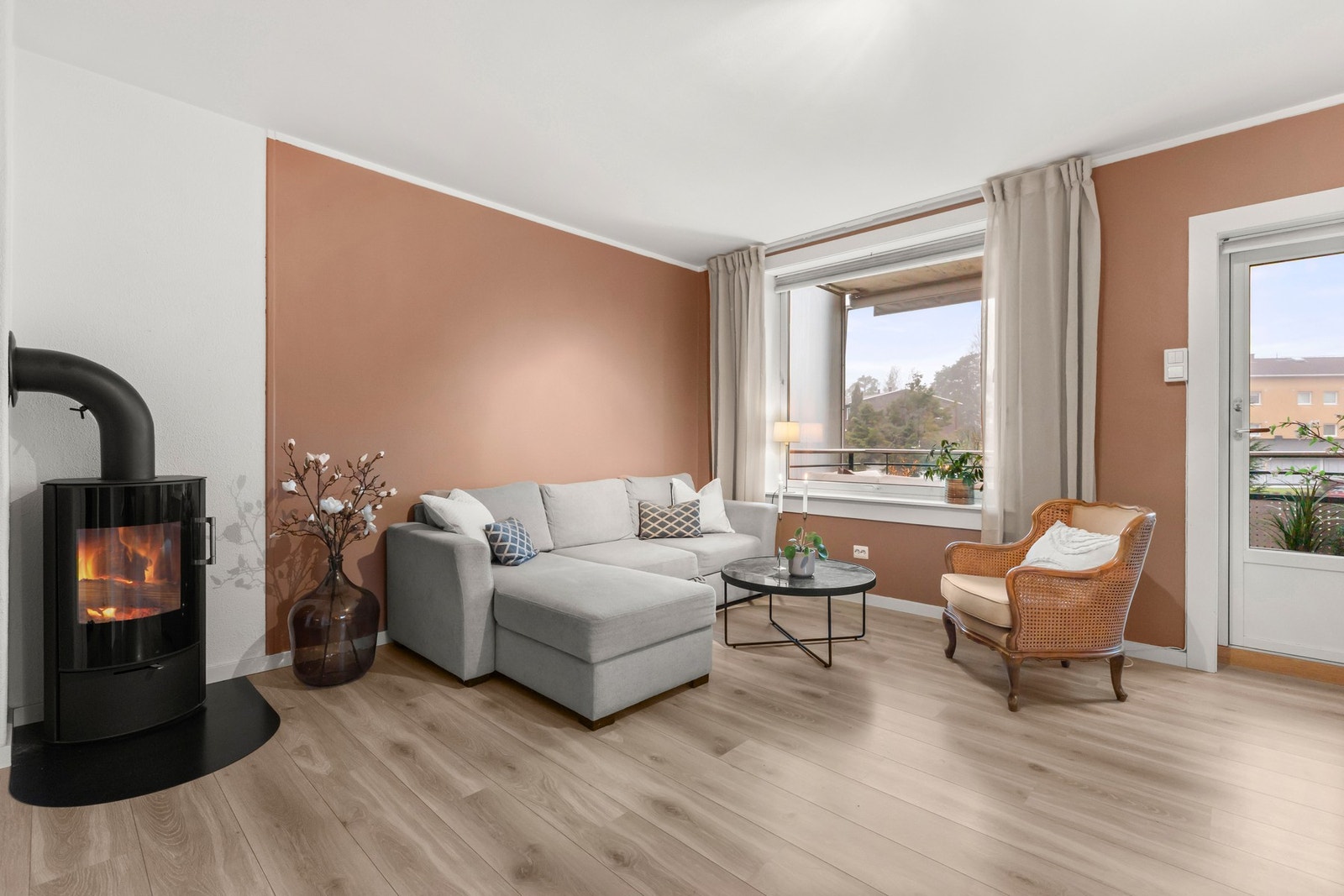 - Velkommen til Mellombølgen 10, presentert av Line Doksum - Galleribilde