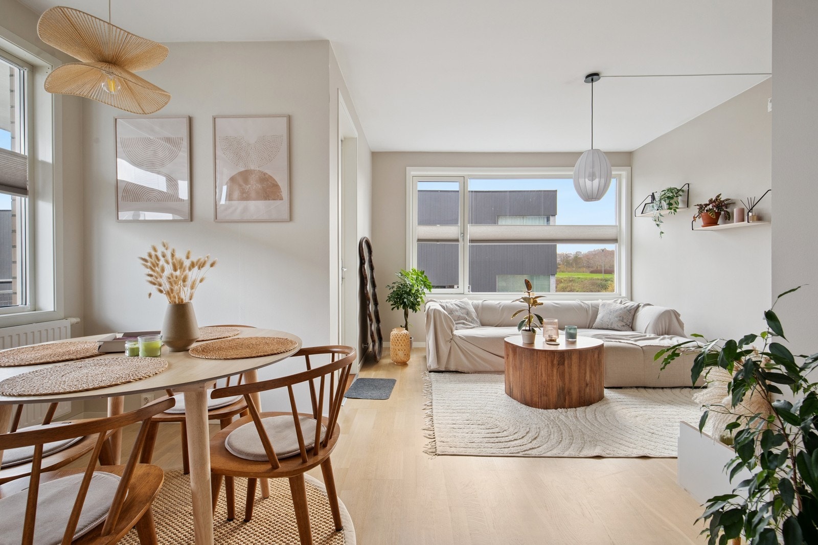 Pen og moderne leilighet. Galleribilde