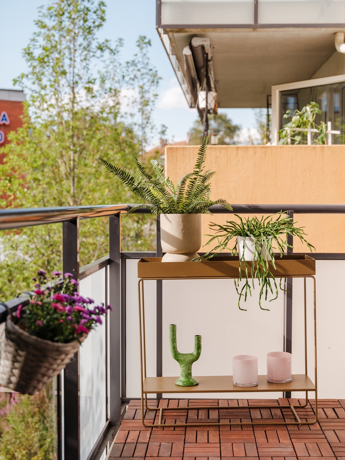 Her ute kan du skape din egen private, grønne oase. Galleribilde