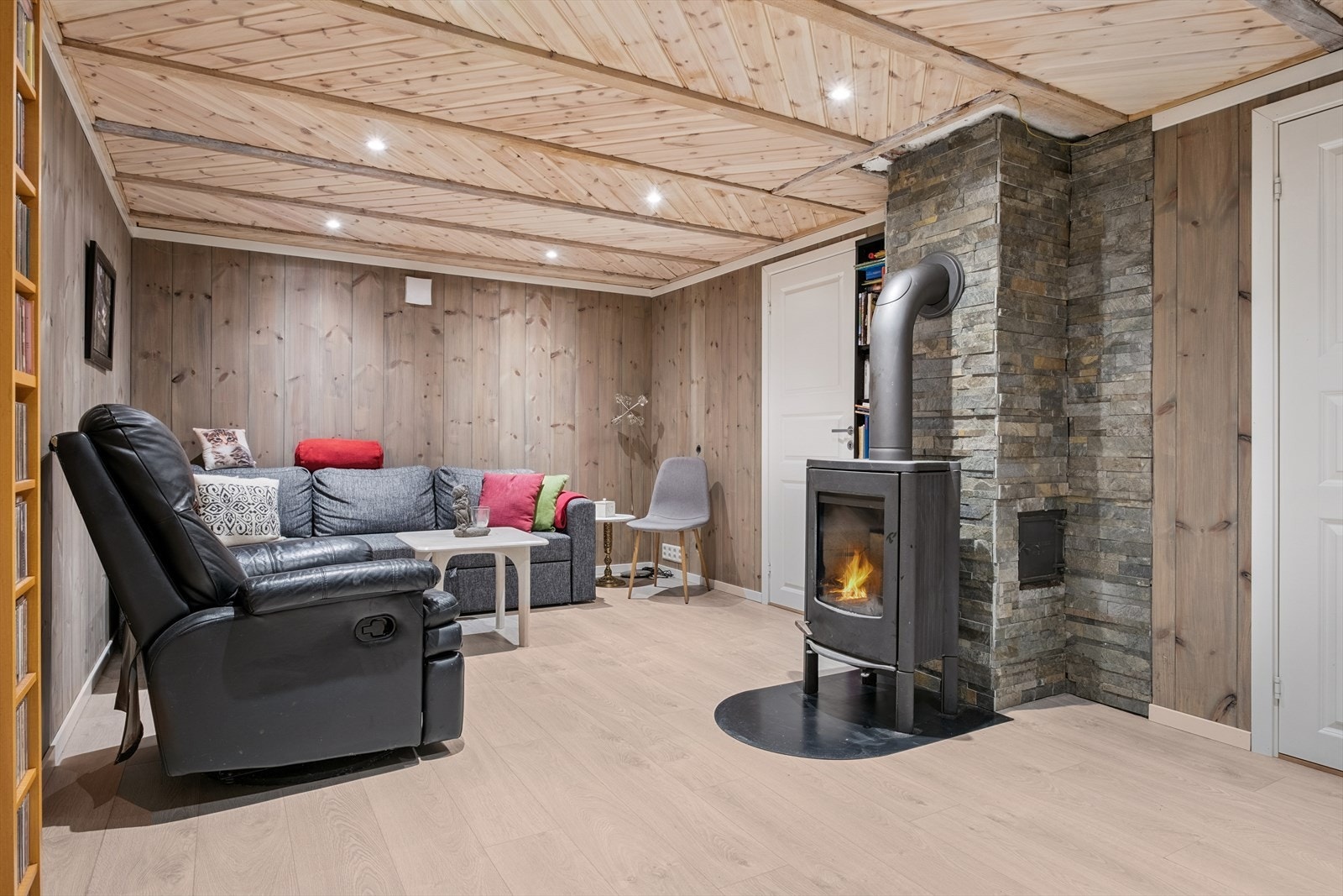 Kjellerstue Galleribilde