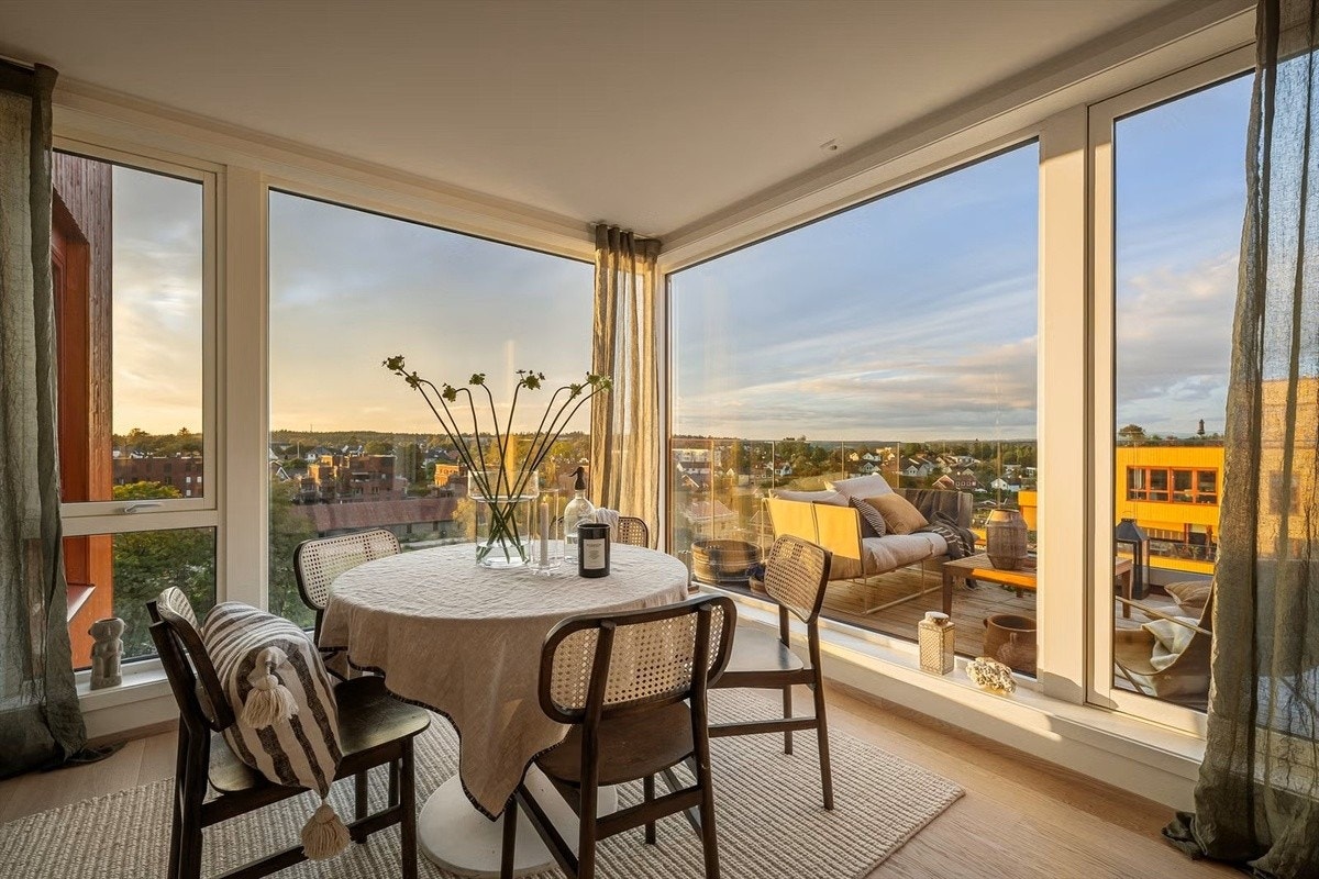 Fin utsikt fra leiligheten. Galleribilde