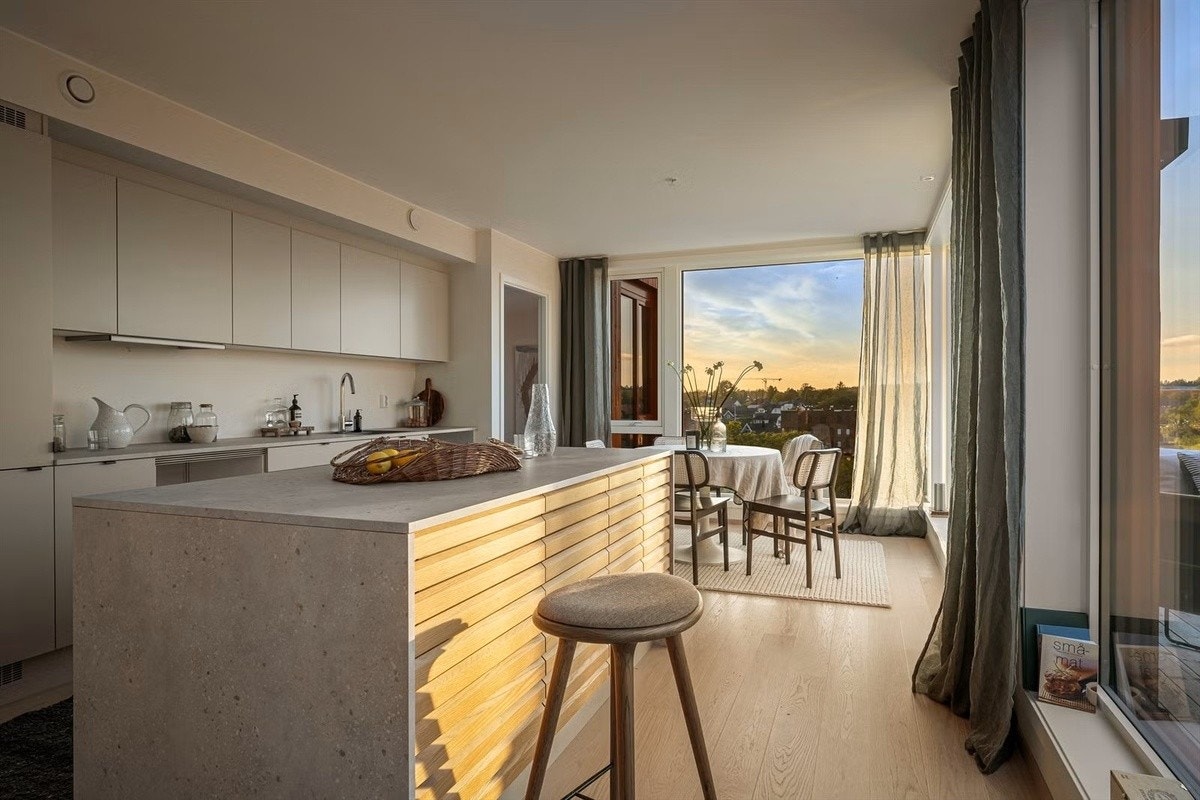 Praktisk kjøkkenøy. Galleribilde