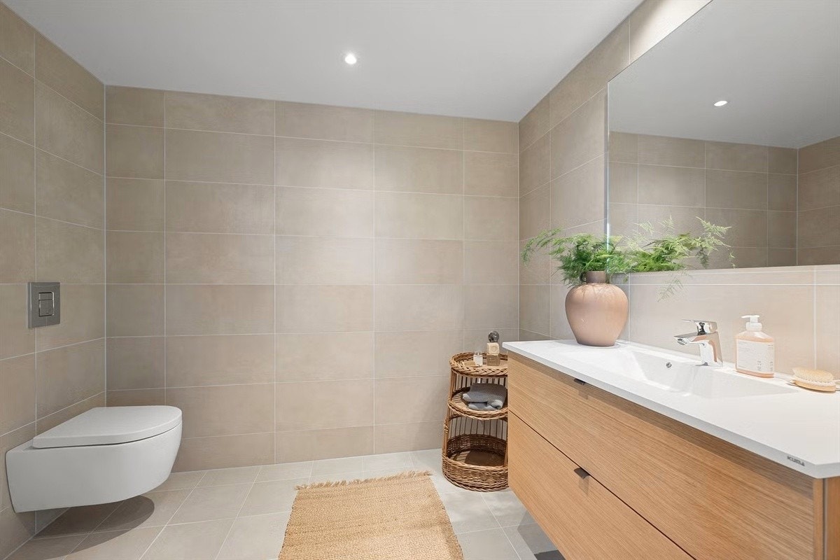 Bad i tilknytning med hovedsoverom Galleribilde