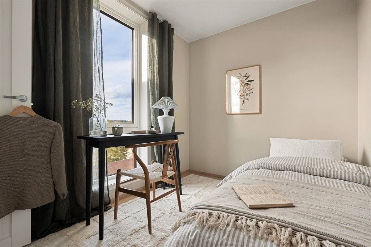 Tilknytning til innvendig bod for ekstra oppbevaring. Galleribilde