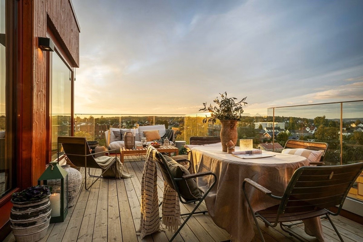 Velkommen til Magasinparken 1! Splitter ny 3-roms toppleilighet med garasje og kjellerbod. Galleribilde