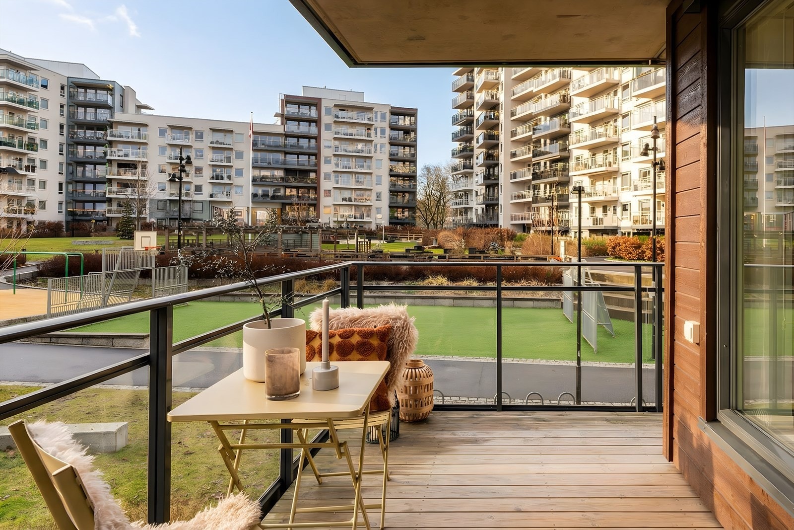 Vestvendt balkong på 10 kvm Galleribilde