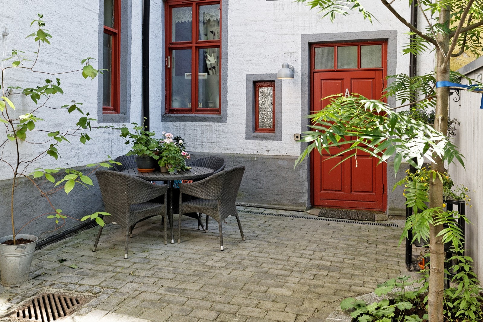 Velkommen til et hyggelig nabolag i en klassisk bygård fra 1850 Galleribilde