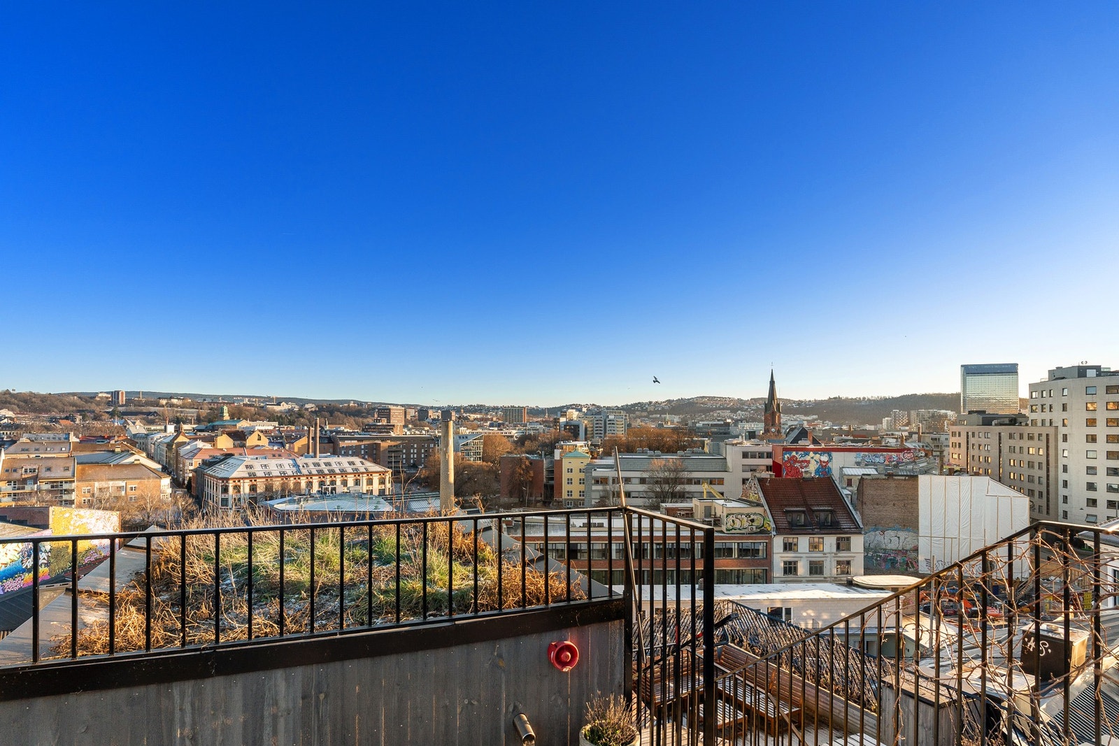 Flott utsikt over byen Galleribilde