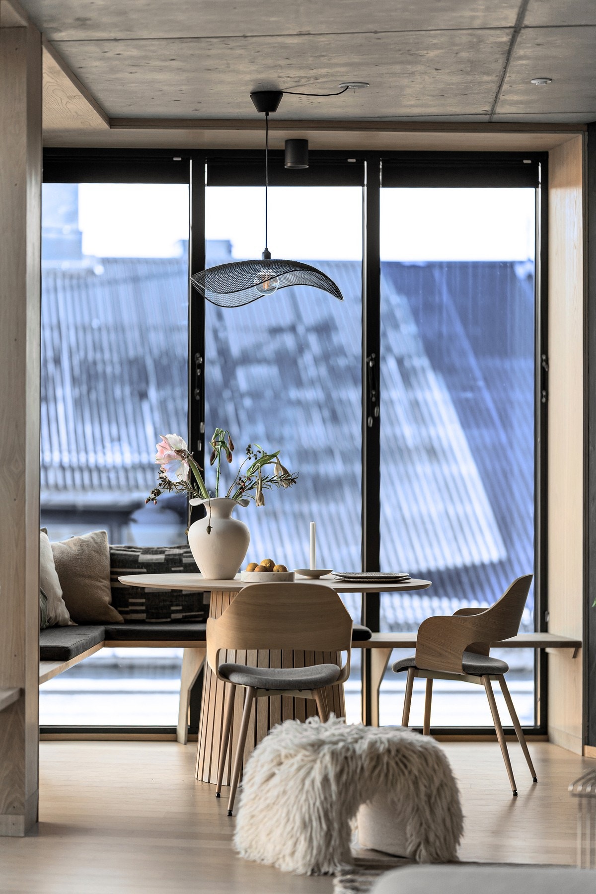 Leiligheten er lys og moderne, med en lun atmosfære Galleribilde