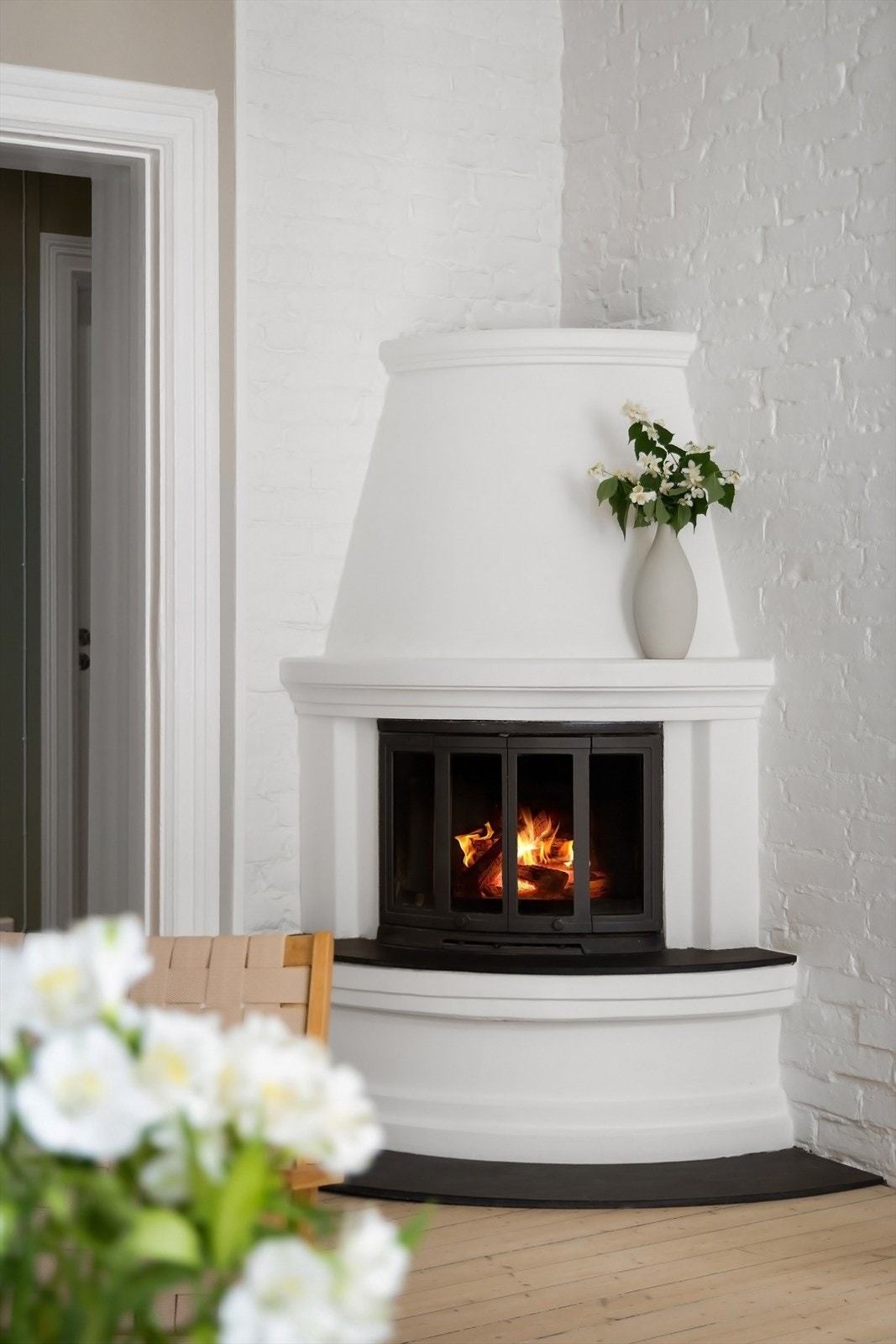 Det er en flott peis i stuen! Galleribilde