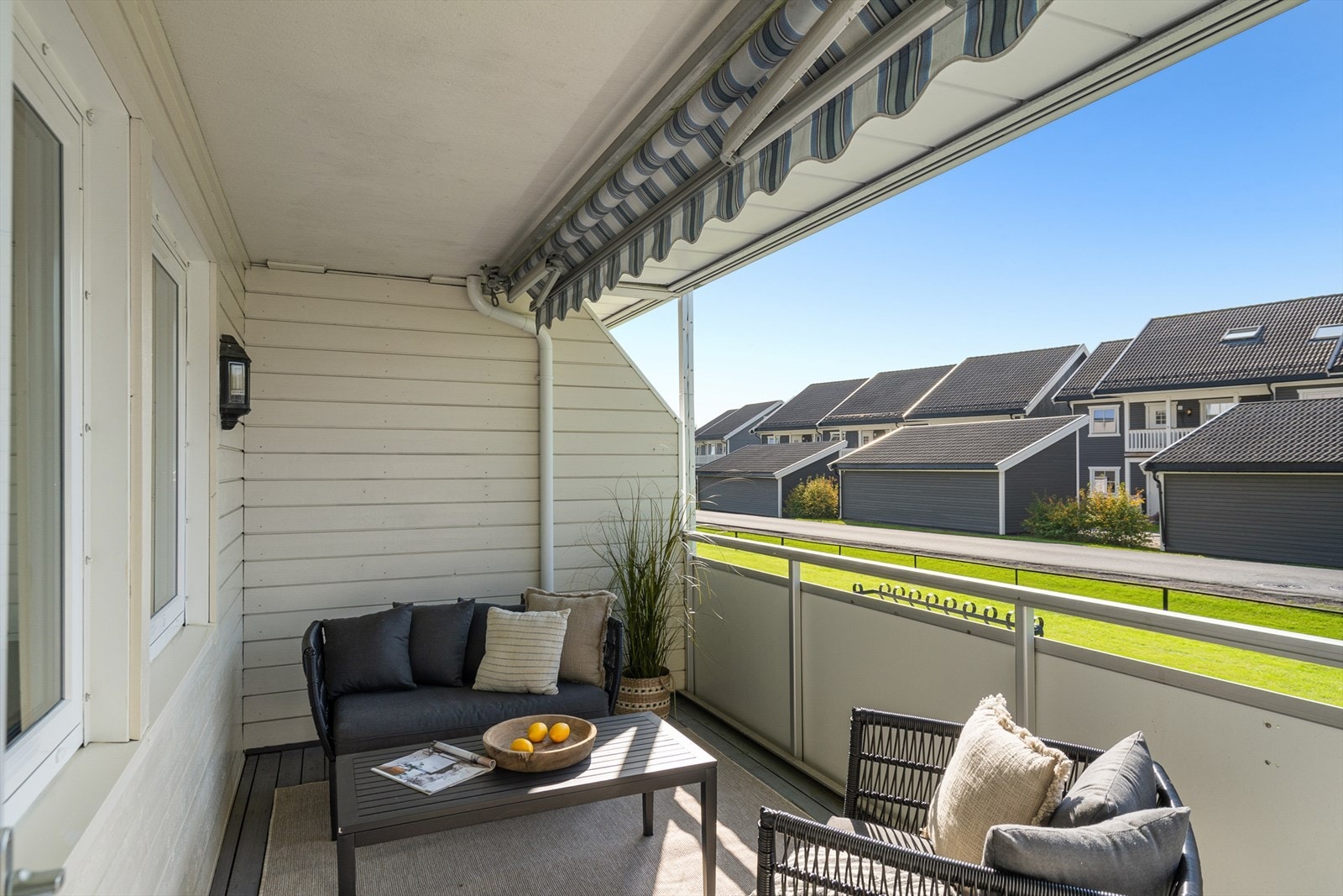 Balkong med svært gode solforhold Galleribilde