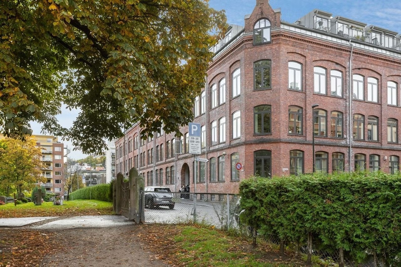 Fasaden til Borettslaget Den Norske Skofabrikk. Velkommen! Galleribilde