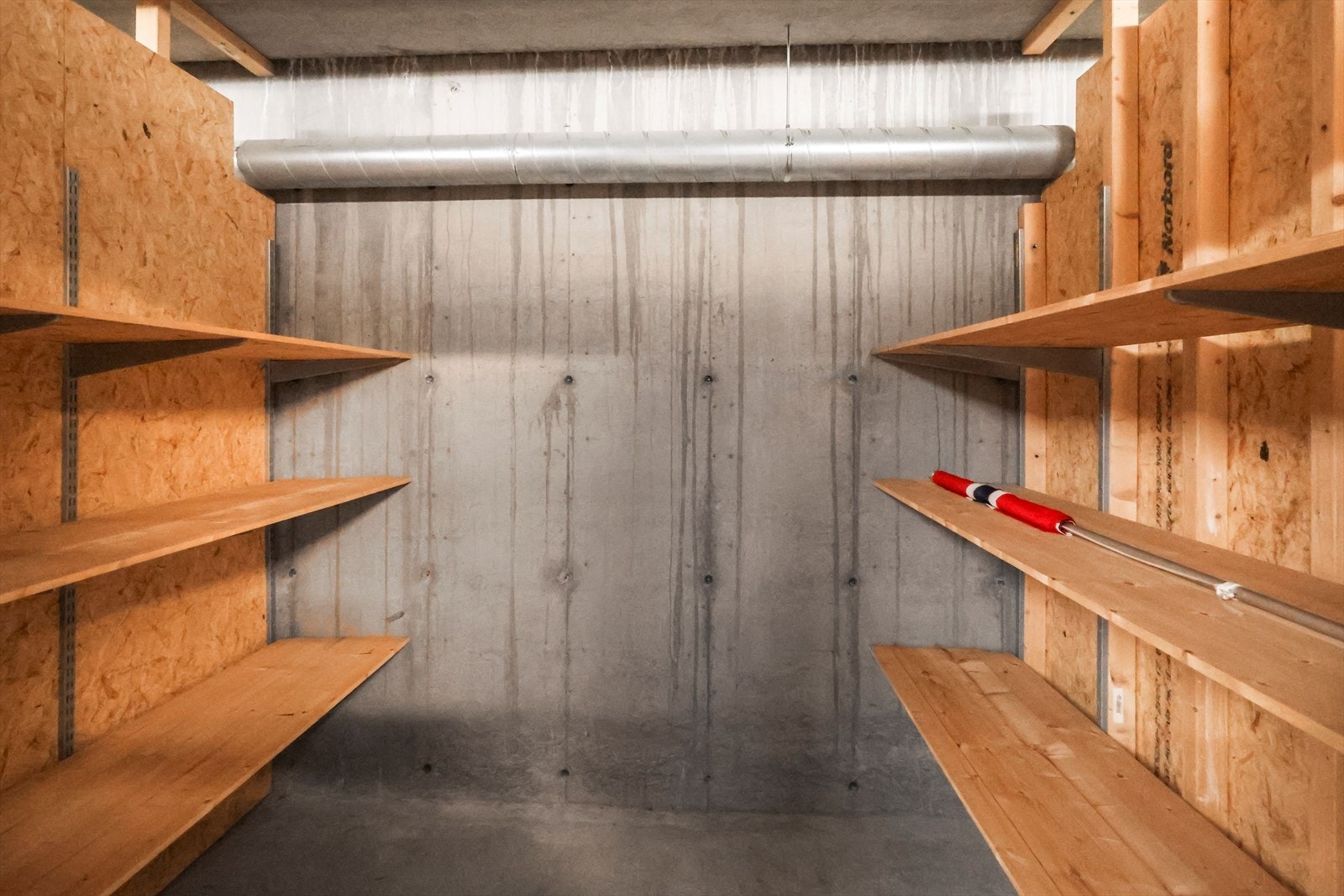 Sportsbod i parkeringskjeller Galleribilde