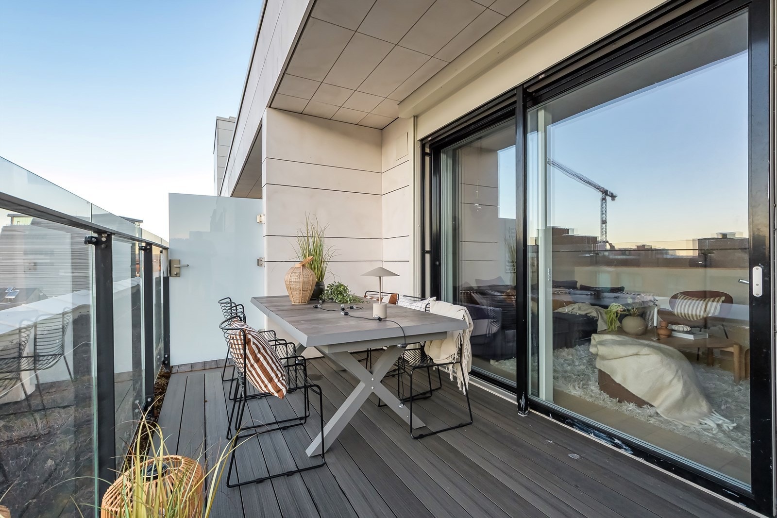 Her bor du i et området med yrende liv og alt du trenger både i hverdag og helg. Galleribilde