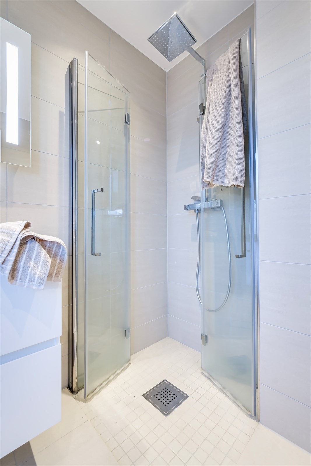 Vannbåren gulvvarme og parkett i alle oppholdsrom. Galleribilde