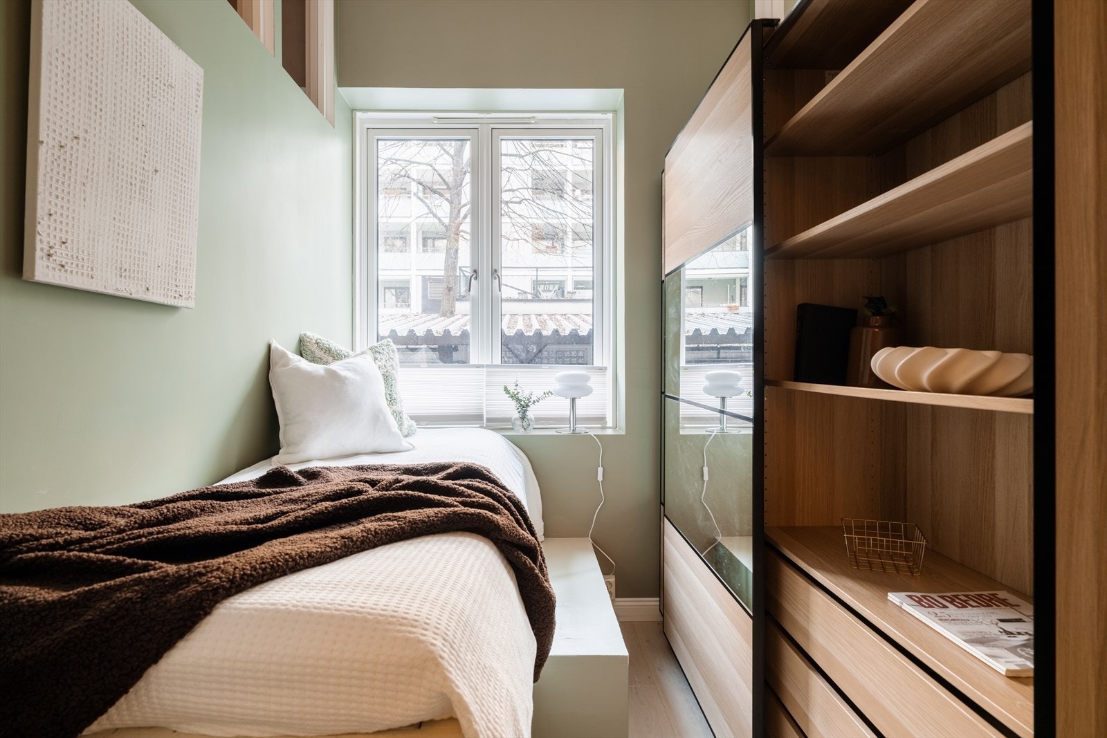 Det andre soverommet egner seg godt som barnerom, gjesterom eller kontor. Galleribilde