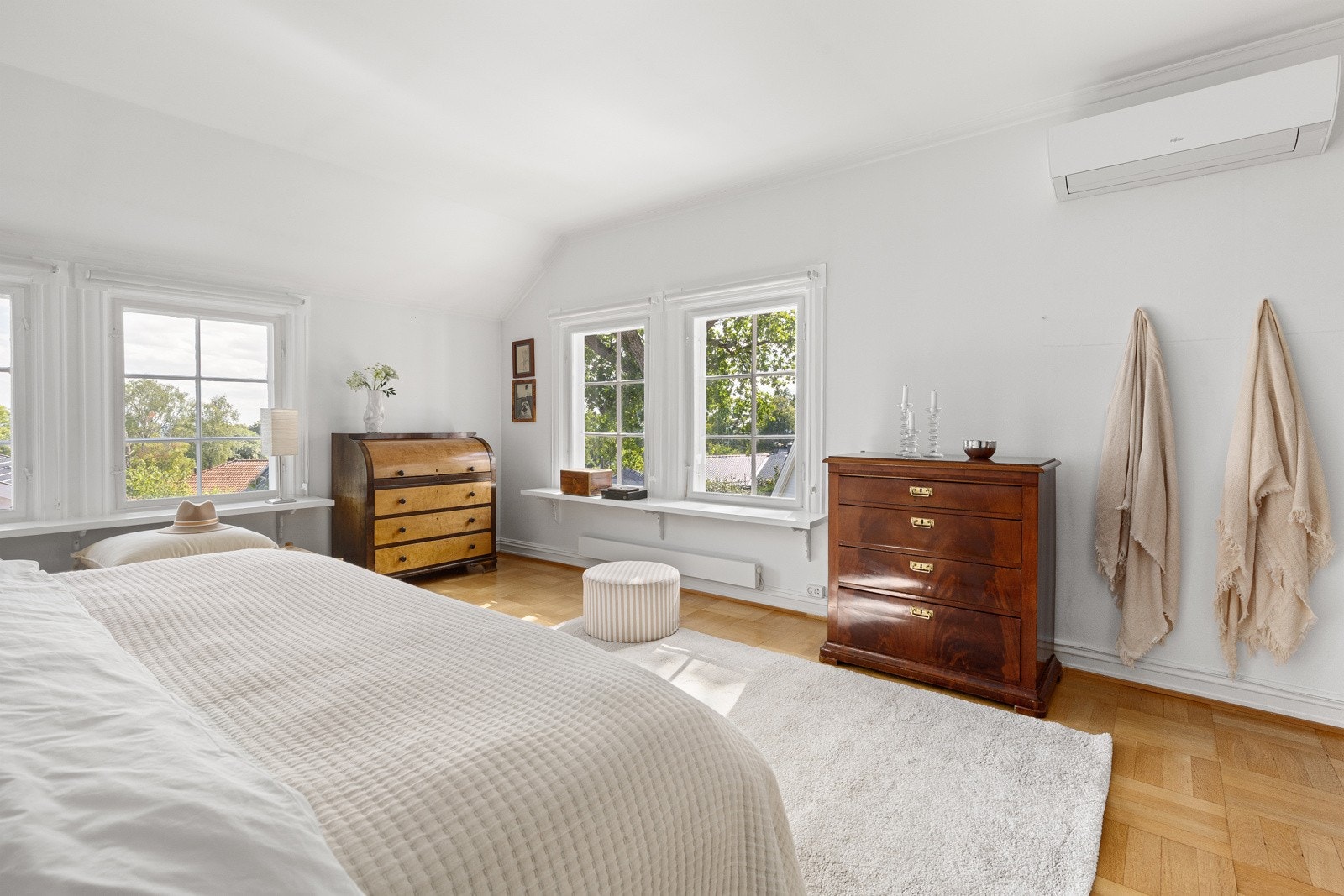 Det er installert én varmepumpe/AC i hver etasje Galleribilde