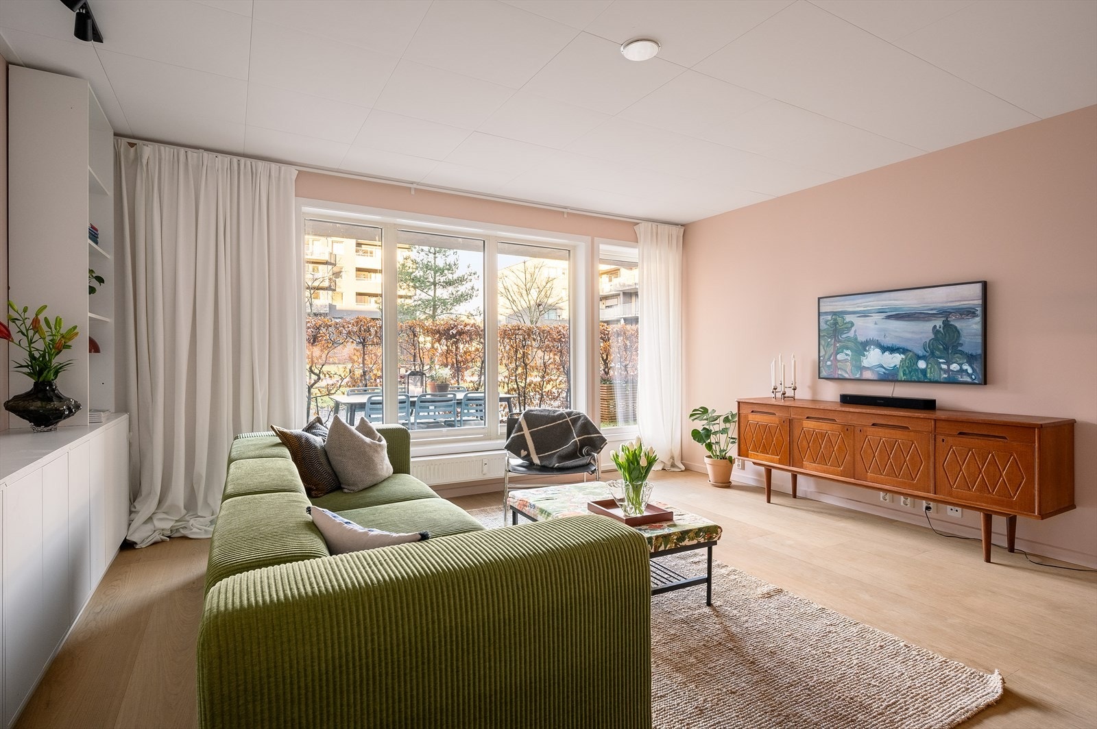 Den flotte parketten ble lagt av tidligere eier i 2018 Galleribilde