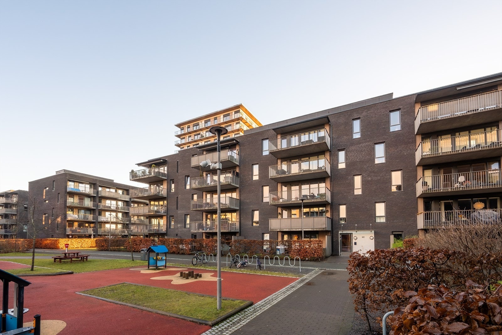 Et barnevennlig sameie Galleribilde