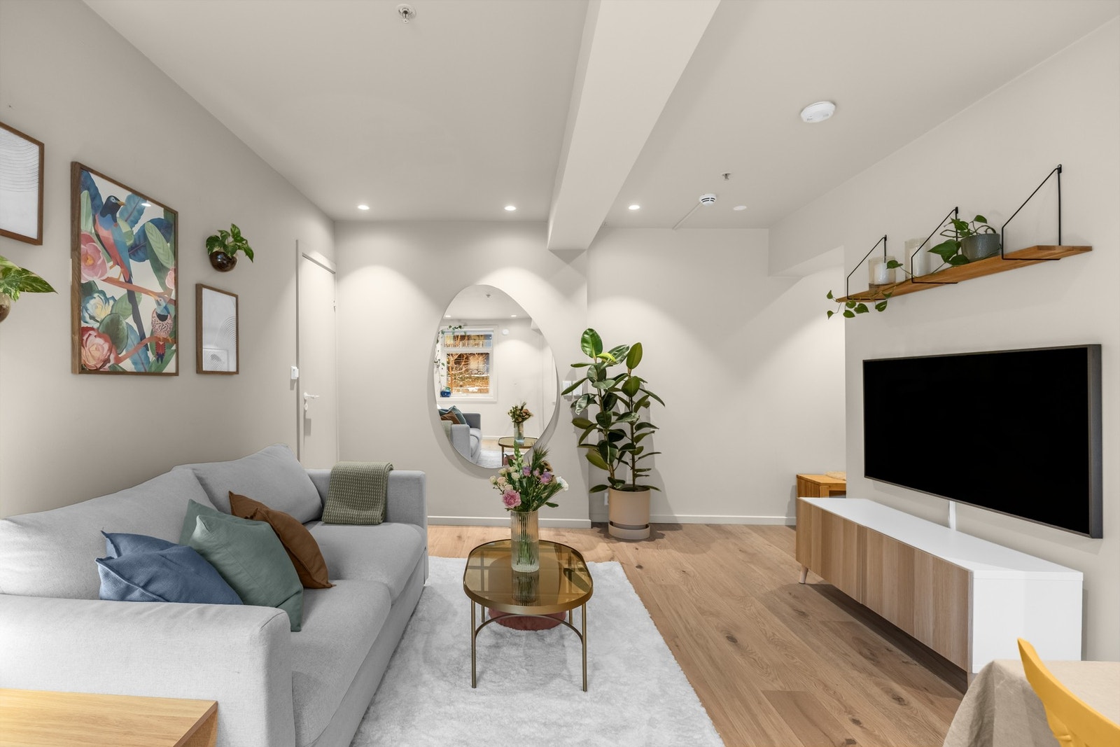 Varmtvann og fibernett inkl. i felleskostnader. Galleribilde