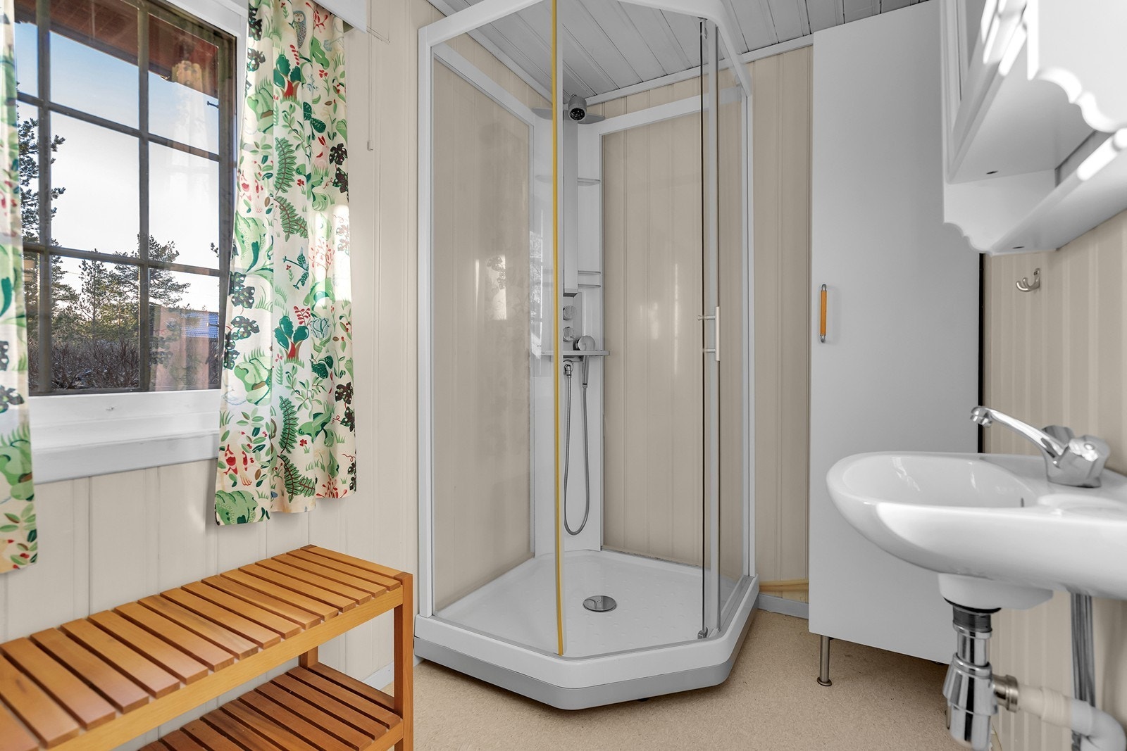 Bad m/dusj Galleribilde