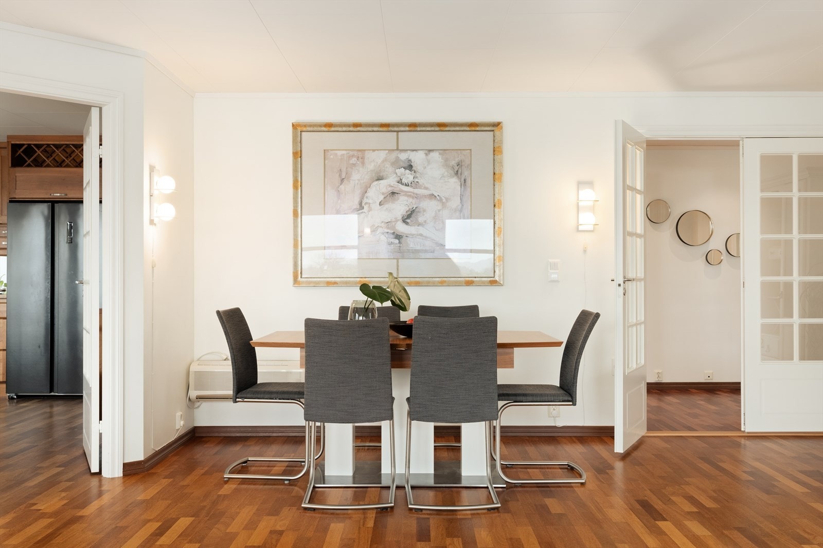 Her kan familien samles rundt spisebordet. Galleribilde