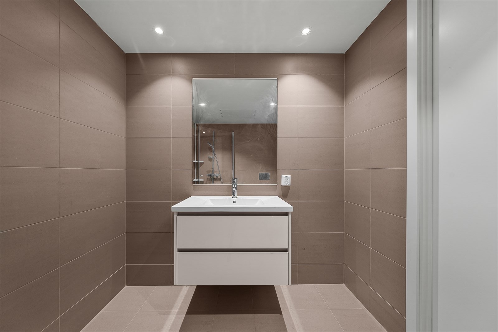 Opplegg for vaskemsaskin Galleribilde