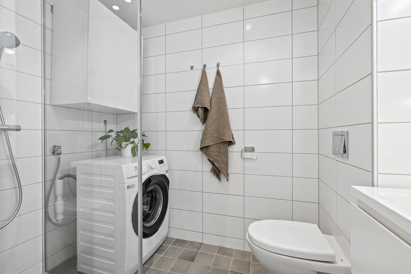 Pent flislagt bad/wc fra 2019. Galleribilde