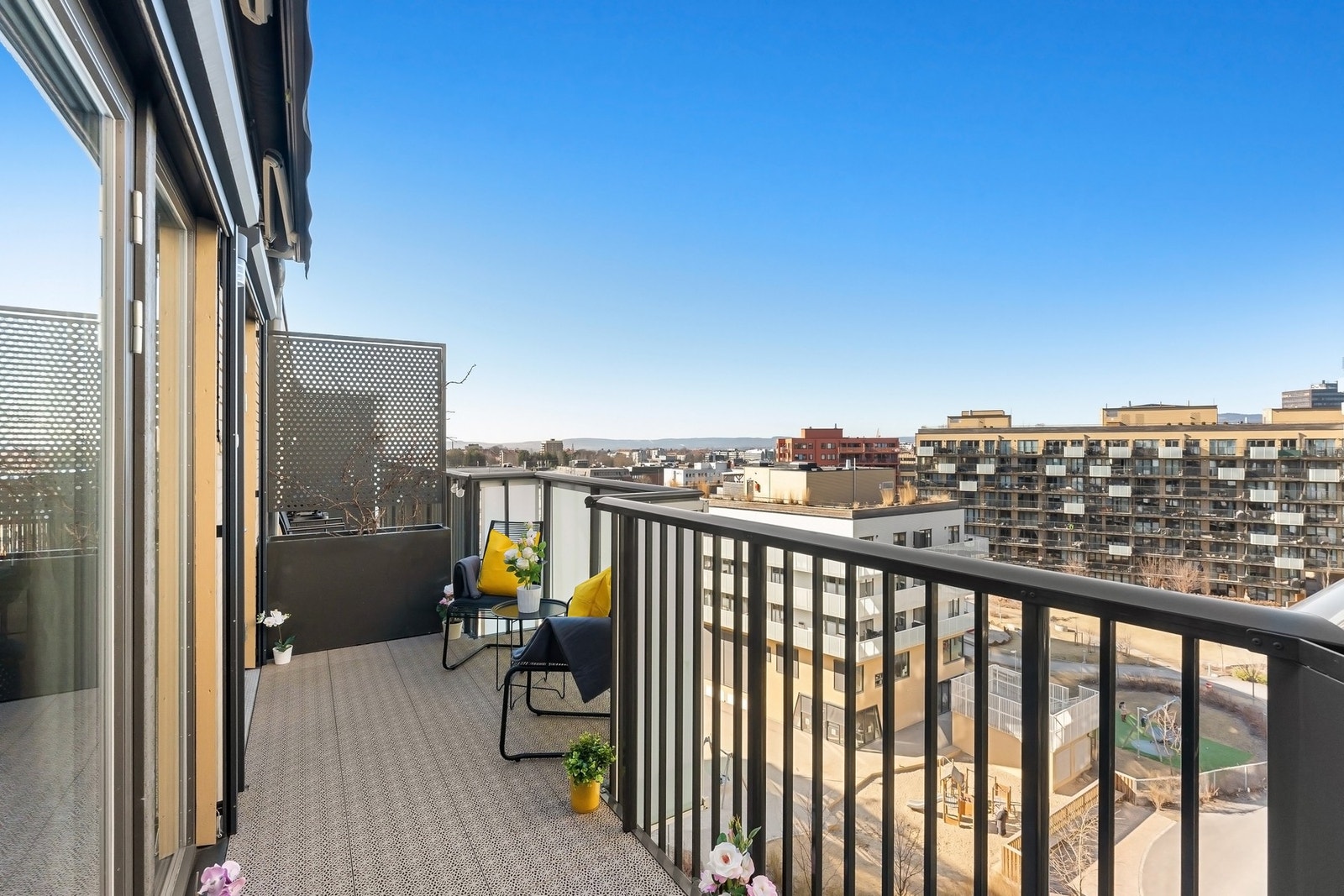 Balkong på 9 m² med gode solforhold i sommerhalvåret Galleribilde