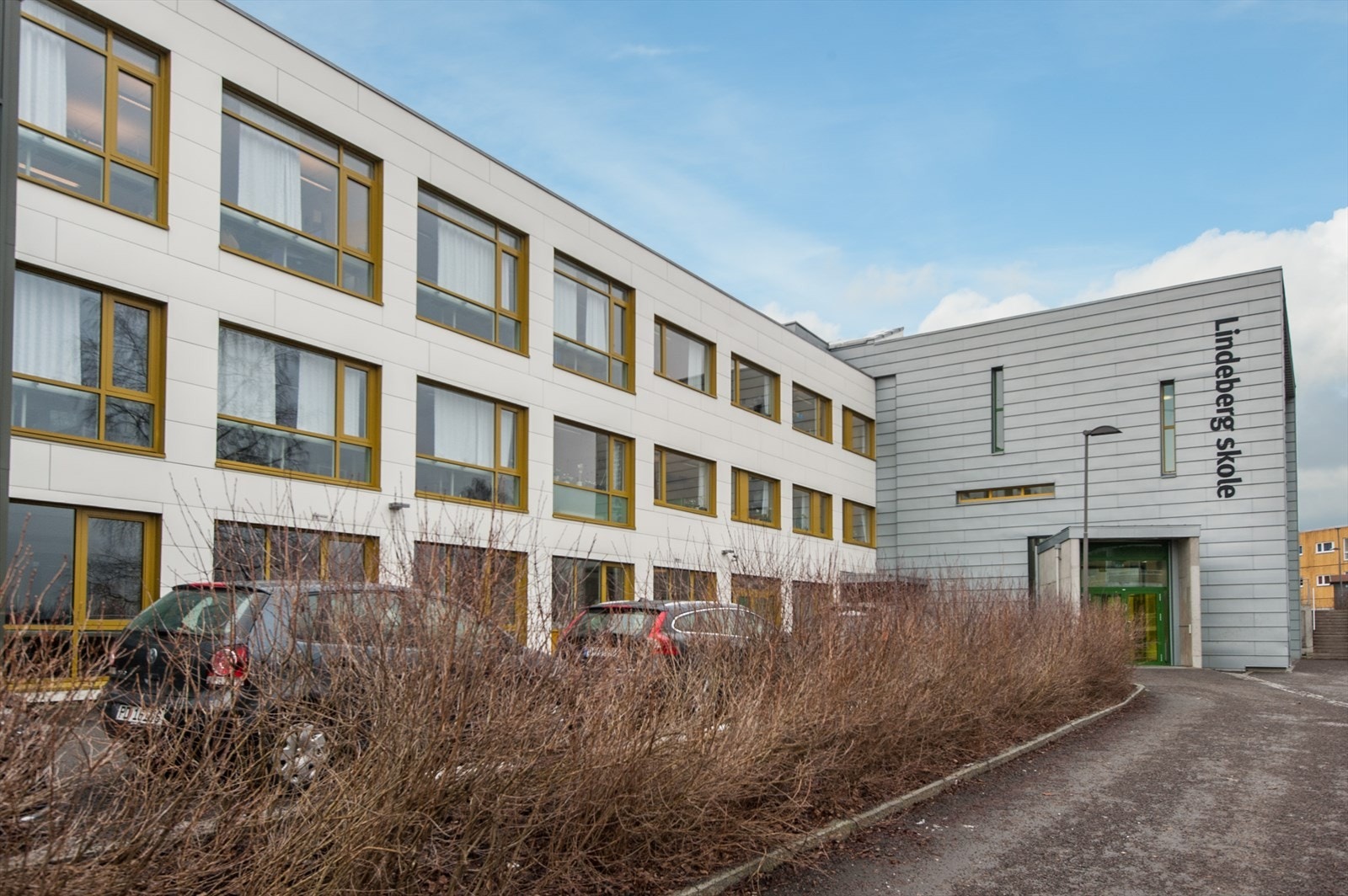 Lindeberg skole kort gange fra boligen! Galleribilde