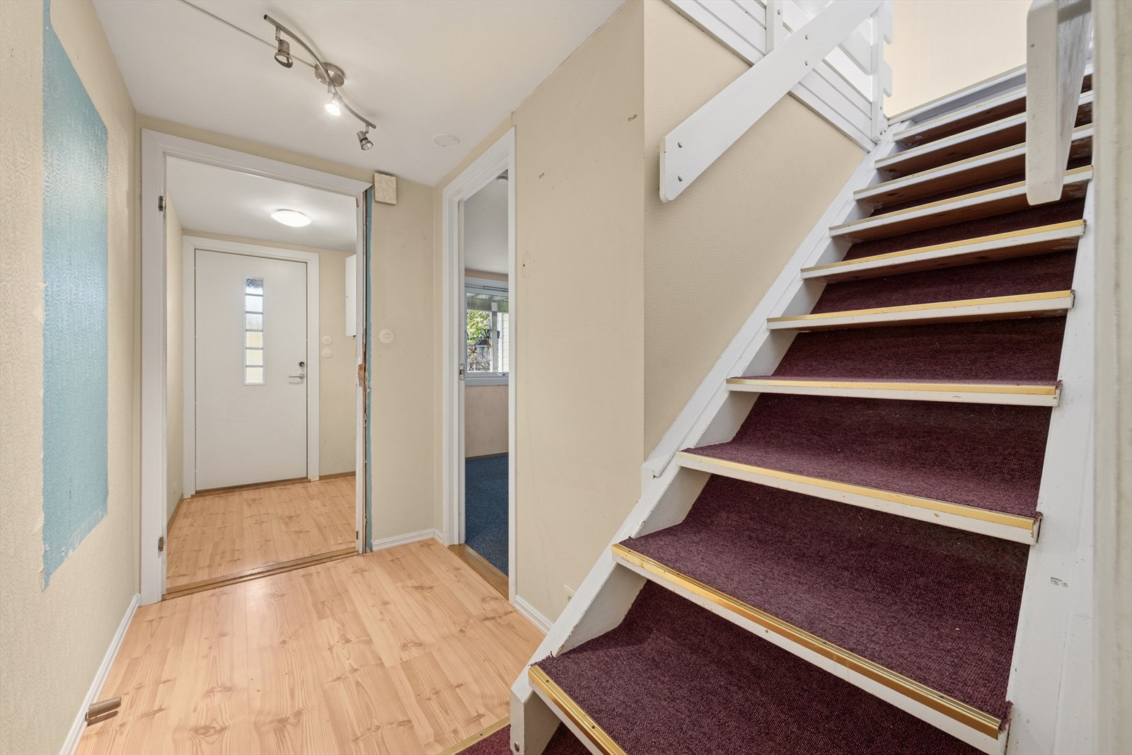 Videre inn i boligen finner vi soverommet... Galleribilde