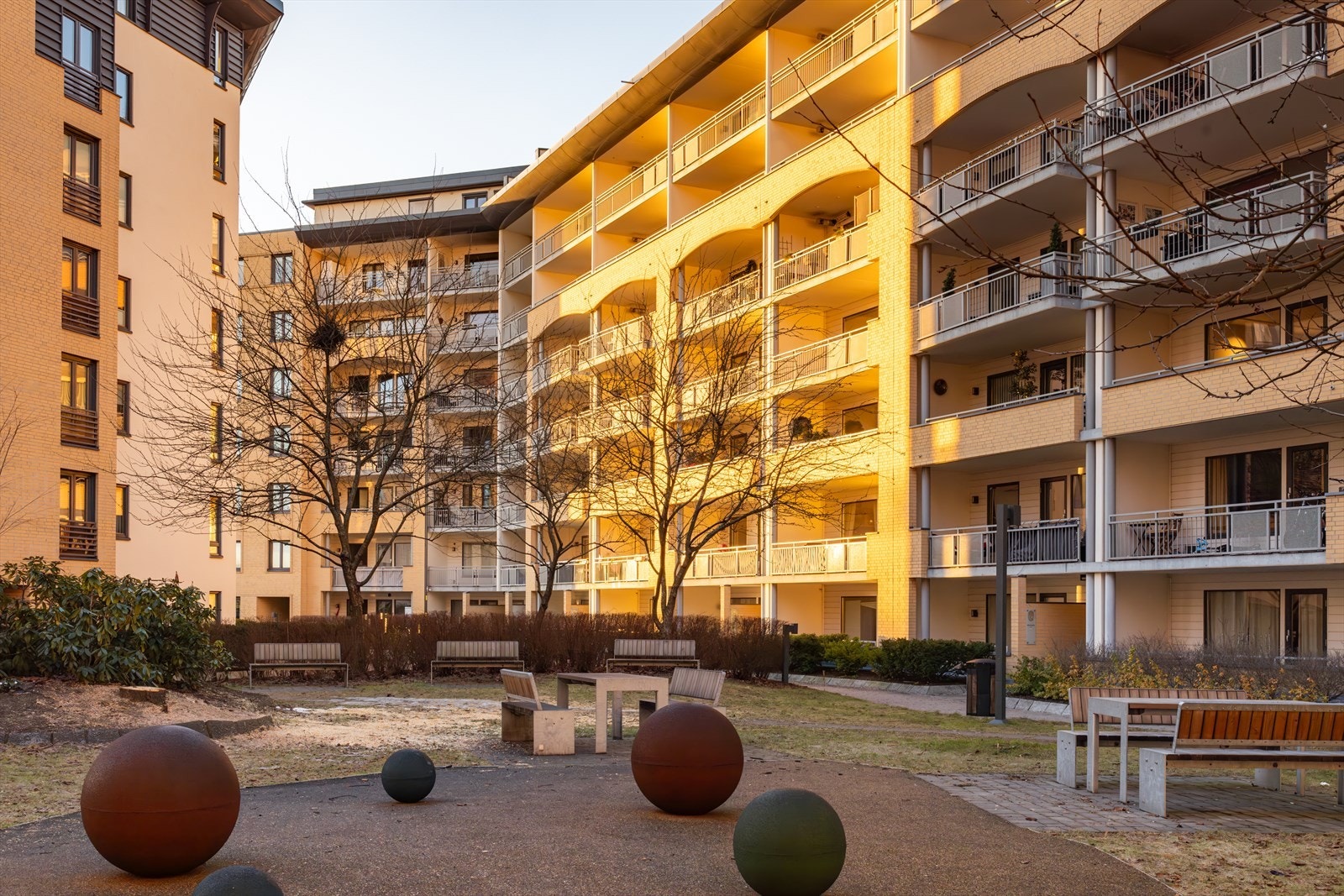 Colosseum park har en svært etterspurt og sentral plassering på Majorstuen med nye Middelthunet som nærmeste nabo. Galleribilde