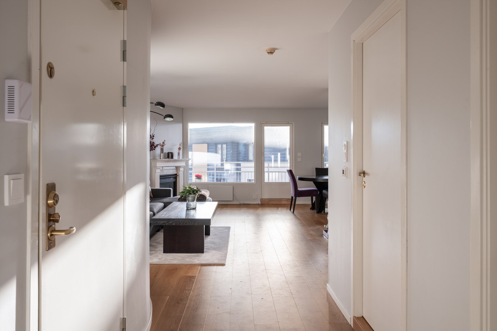 Det er heisadkomøst til leiligheten Galleribilde