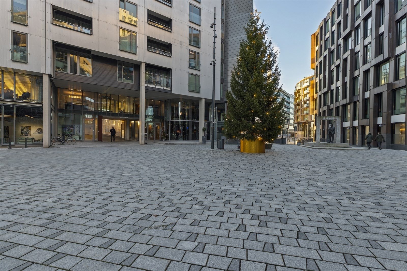 Velkommen til Olav Selvaags Plass 4. Galleribilde