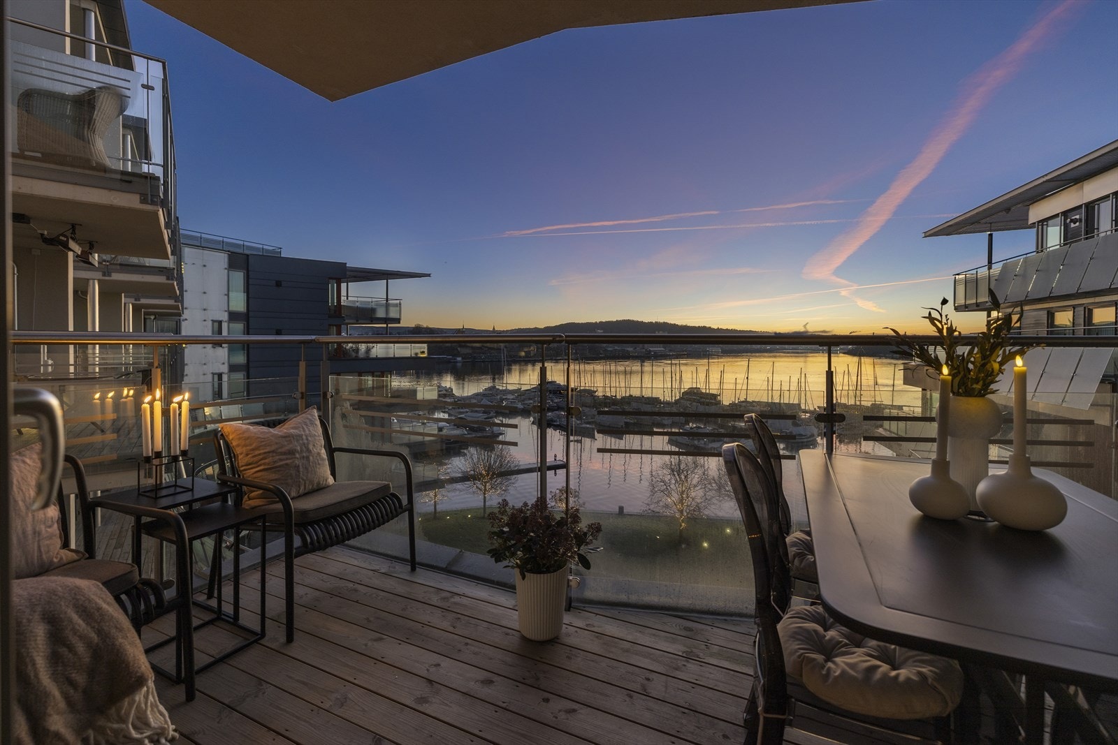 Soloppgang i desember. Galleribilde