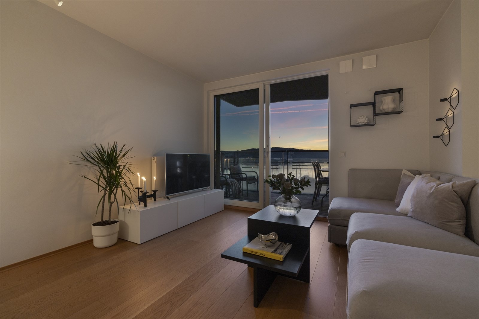 Leiligheten ble malt i 2024/2025. Galleribilde