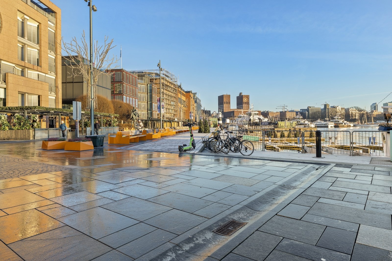 Her bor du sentrumsnært kun en kort spasertur fra Rådhuset og Karl Johans gate. Galleribilde
