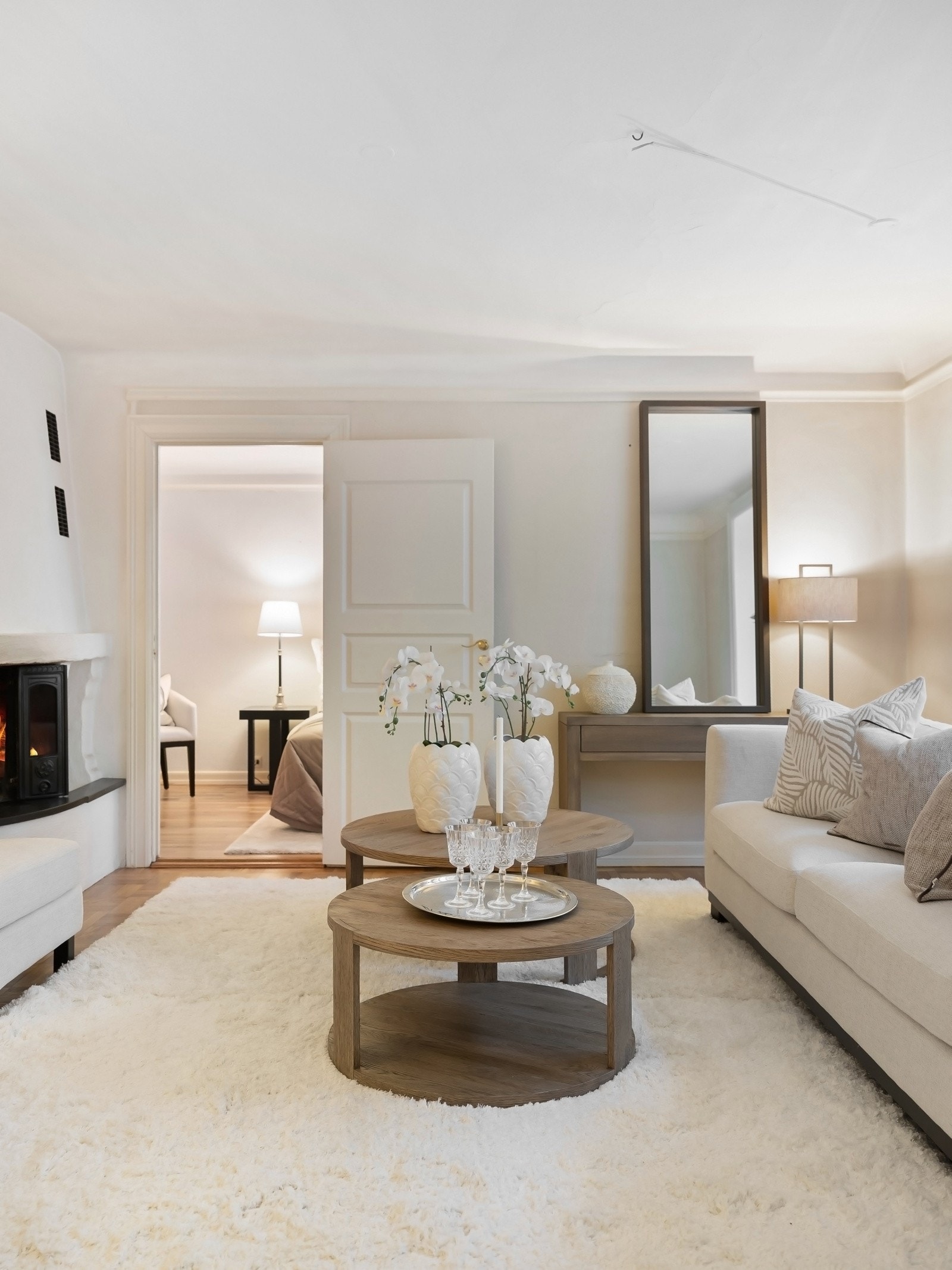 Stuen er lett å dele opp i soner, og er lett å møblere etter eget ønske. Galleribilde