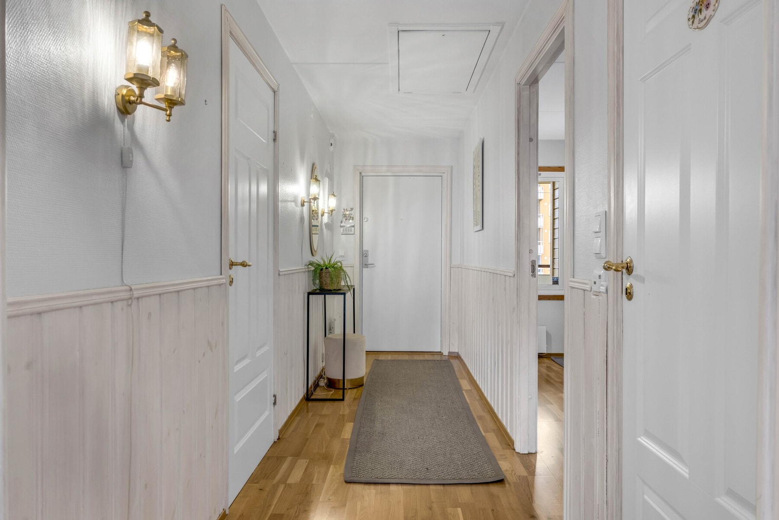 Entré/gang Galleribilde