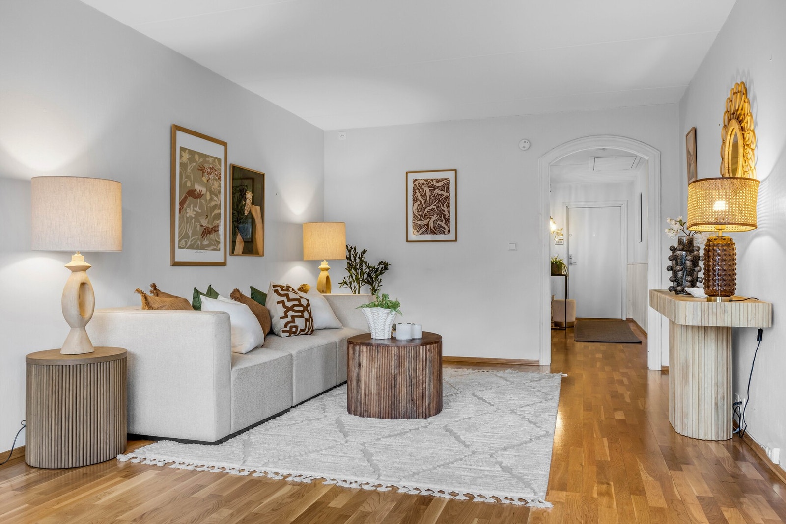 Lys og gjennomgående leilighet med god planløsning Galleribilde