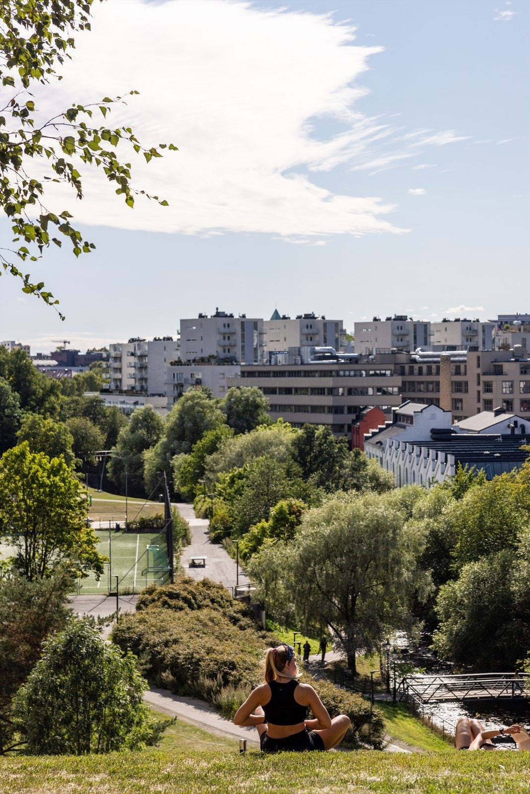 Kort gangavstand til Akerselva hvor man finner flotte turstier som leder til Maridalen i nord og til Sørenga i sør. Galleribilde