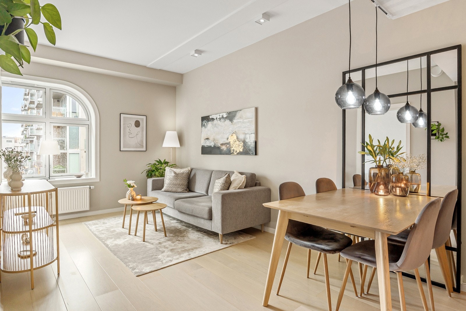 Privatmegleren Aksept v/Marte Førde har gleden av å ønske velkommen til Darres gate 20! Galleribilde