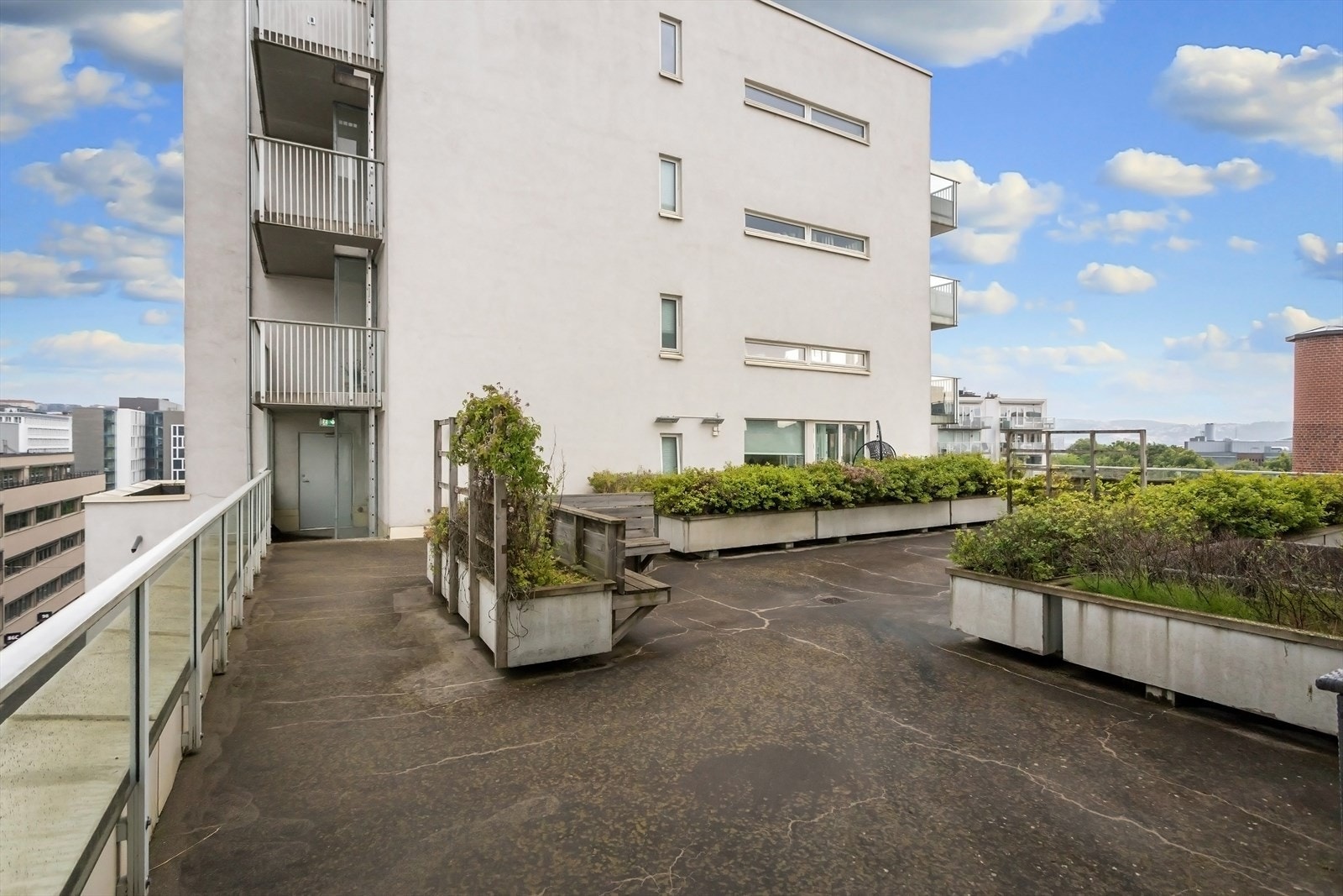 Har har du god solforhold og flott utsikt. Galleribilde