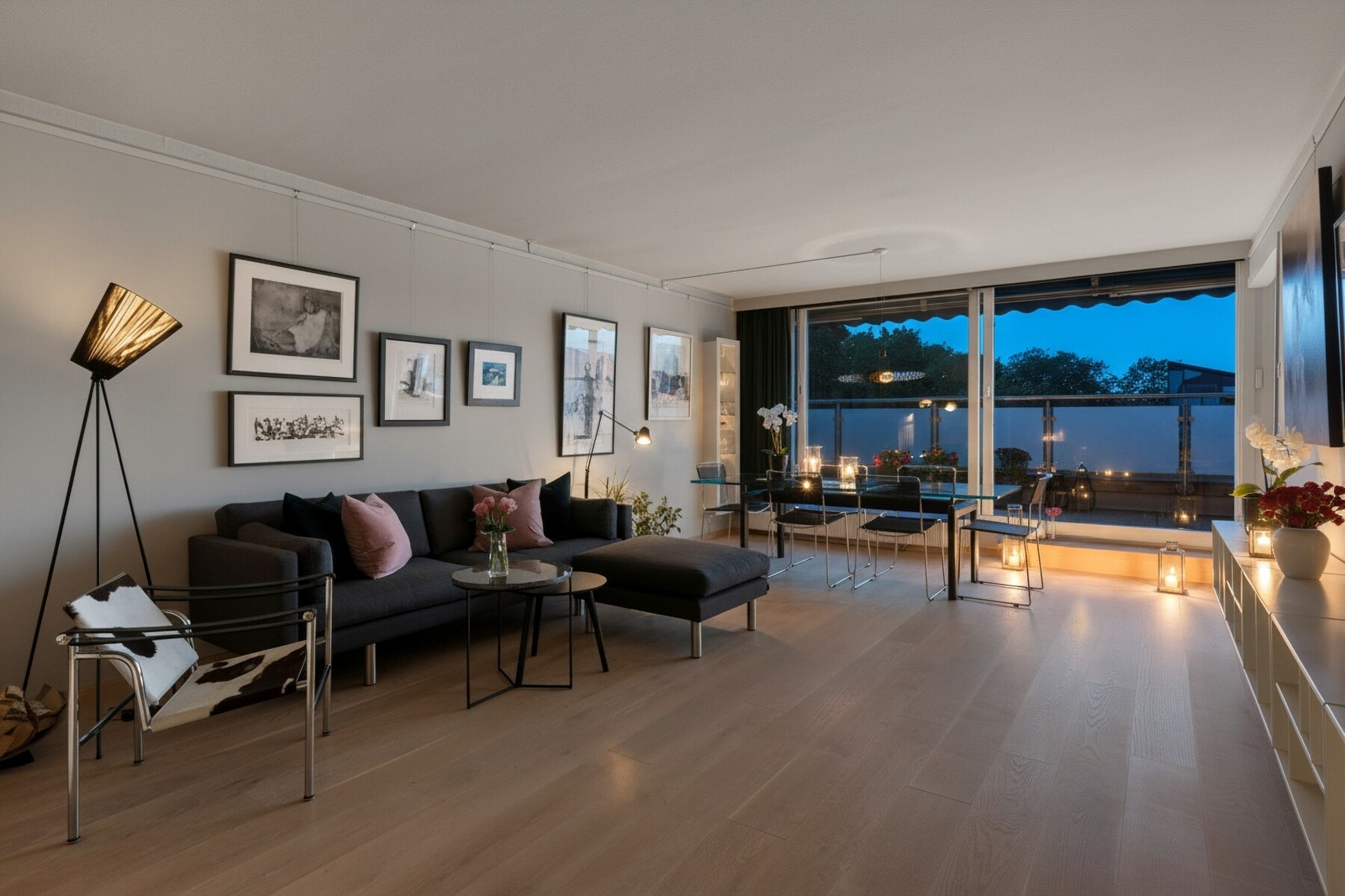 Velkommen til toppen av Olav Kyrres Gate 7B, presentert av Tinholt Eiendomsmegling! Galleribilde