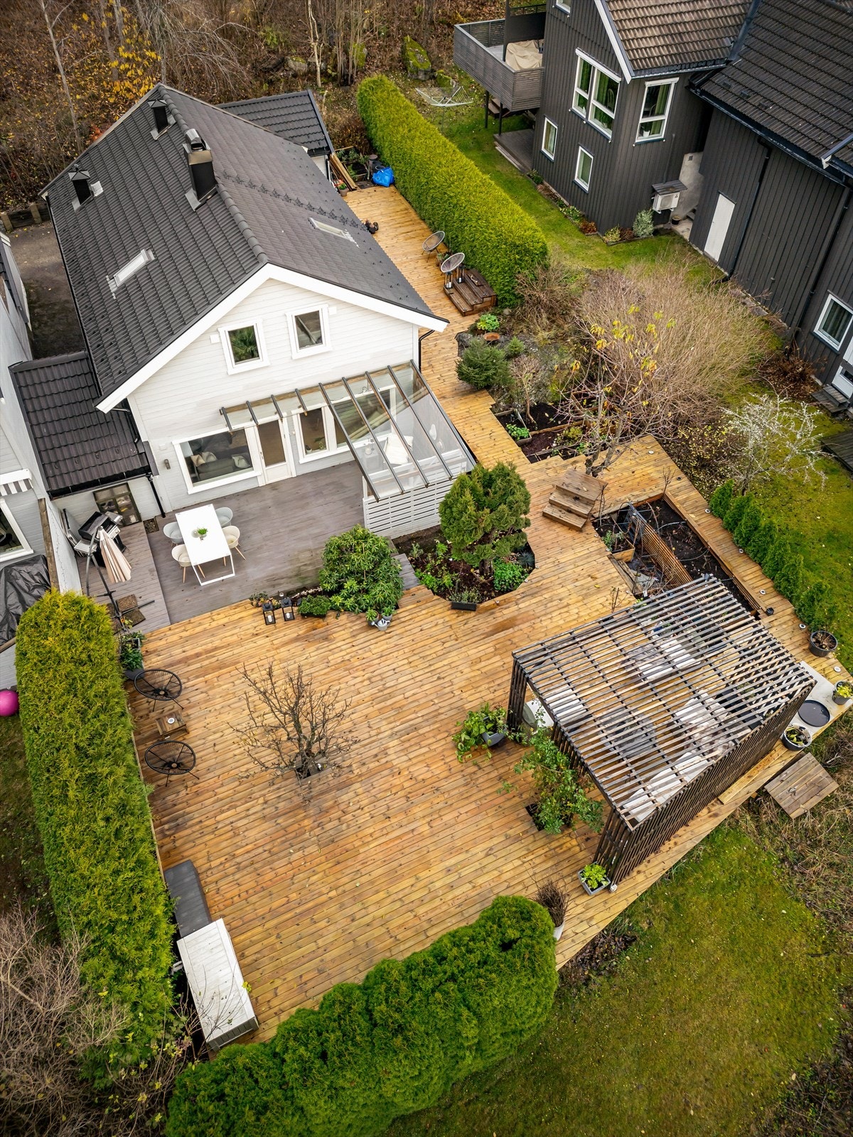 Etterisolert samt skiftet tak, 3-lags vinduer og terrassedør i 2017 (i regi av brl.) Galleribilde