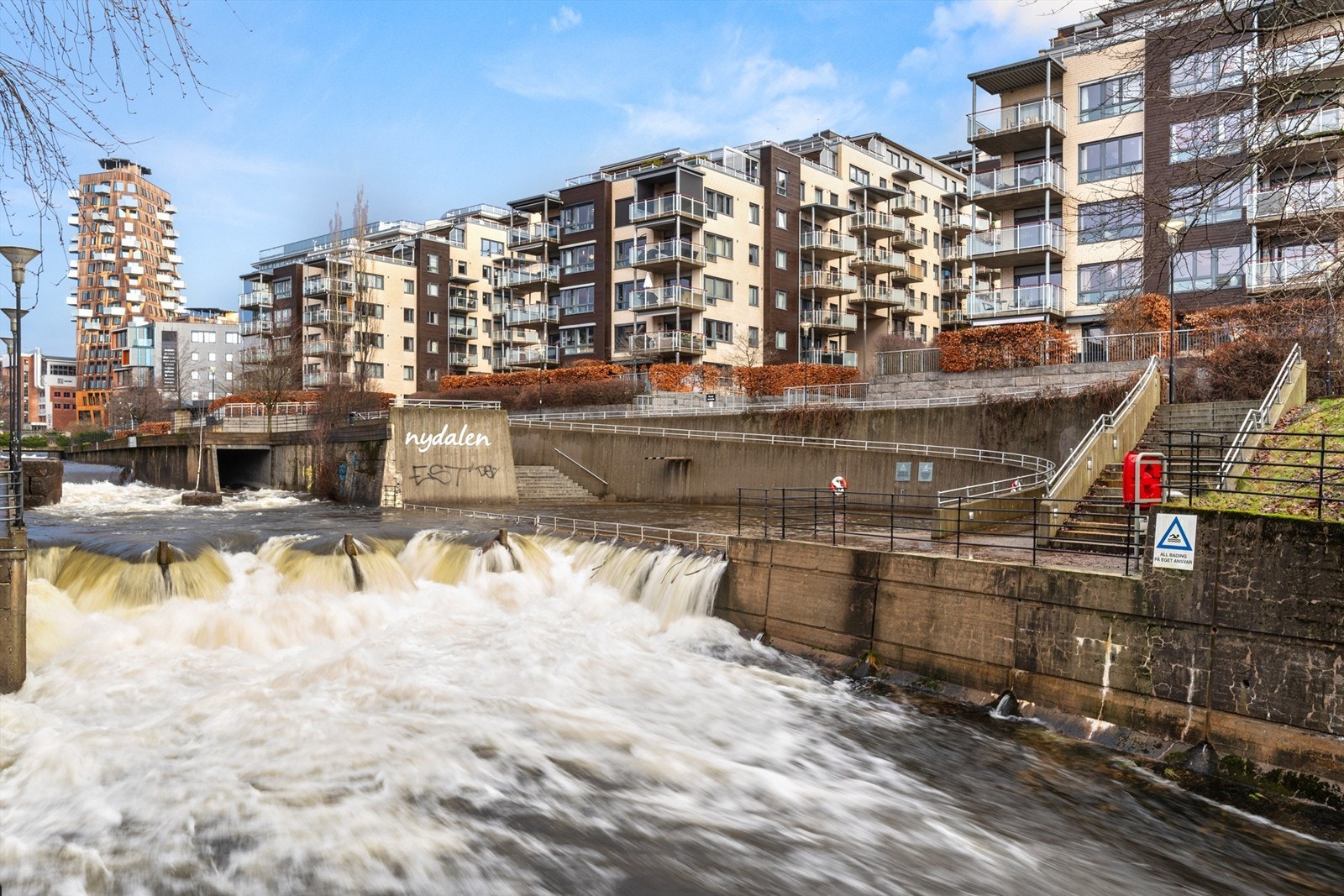 Gangavstand til Akerselva og badeplass i Nydalen. Galleribilde